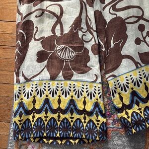 Elie Tahari Brown and Cream Floral Pants